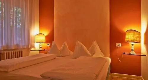 Dependence Del Parco Hotel Porlezza